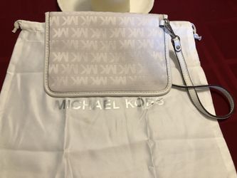 Michael Kors Clutch/Purse (New) White