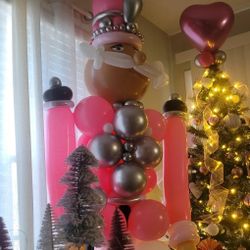 7ft Hadlndcrafted Balloon Nutcracker