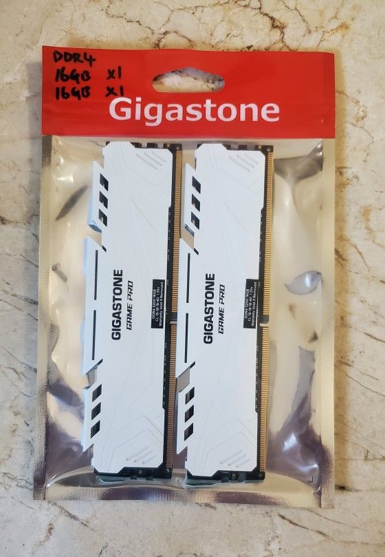 NEW Sealed In Box DDR4 RAM GIGASTONE Game PRO Desktop RAM 32GB (2x16GB) DDR4 RAM 32GB DDR4-3200MHz