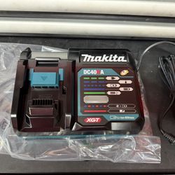 MAKITA 40V Max XGT Rapid Optimum Charger