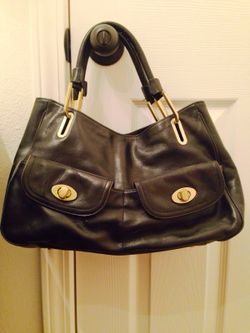 Kenneth Cole authentic handbag