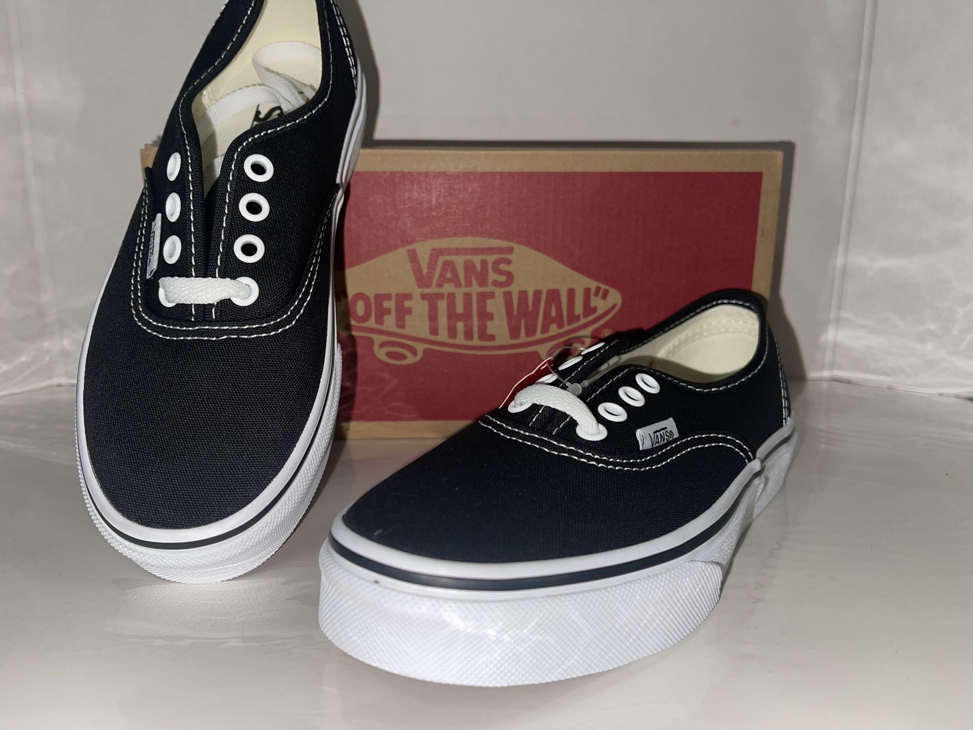 Vans Authentic Skate Shoes Black/White VN000WWX6BT Kids Size 2 | New In Box 🏁🏁