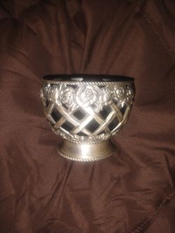 Vintage Pewter Finish Bowl With Trellis Climbing Rose Design Decorative
