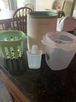 Mom cozy bottle warmer