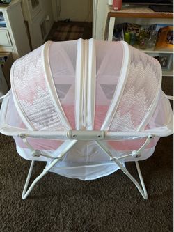 Baby Bassinet SMALL Dream on Me Brand