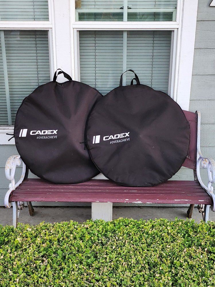 Cadex 65 carbon Clincher Wheelset System 