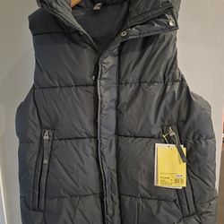 All In Motion Puffer Vest Jacket XXL Size Brand New (Price Is Firm)