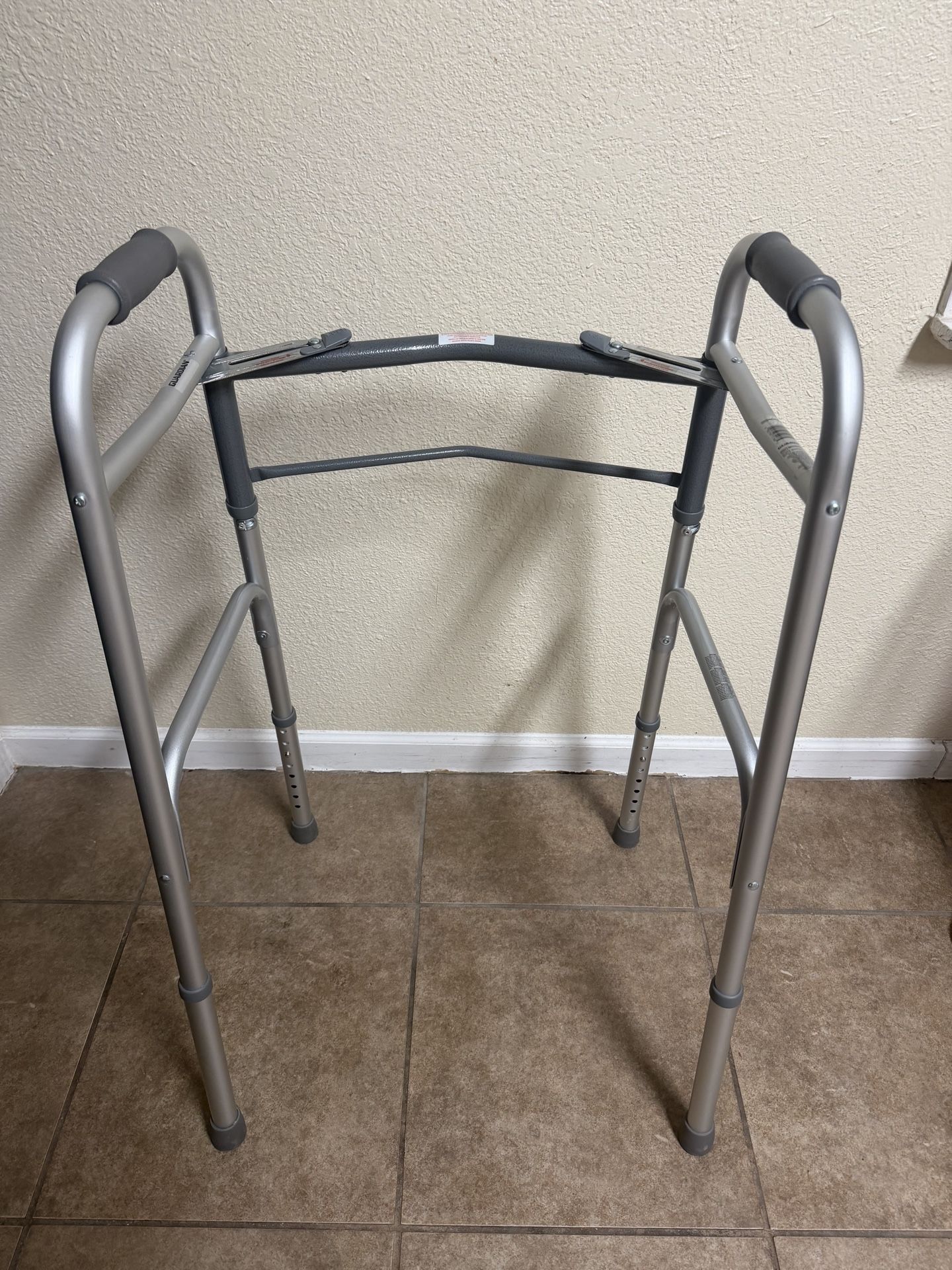 Folding walker