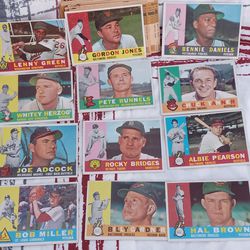 1960 Baseball Cards,  30 Cards They Have Writing On Back
