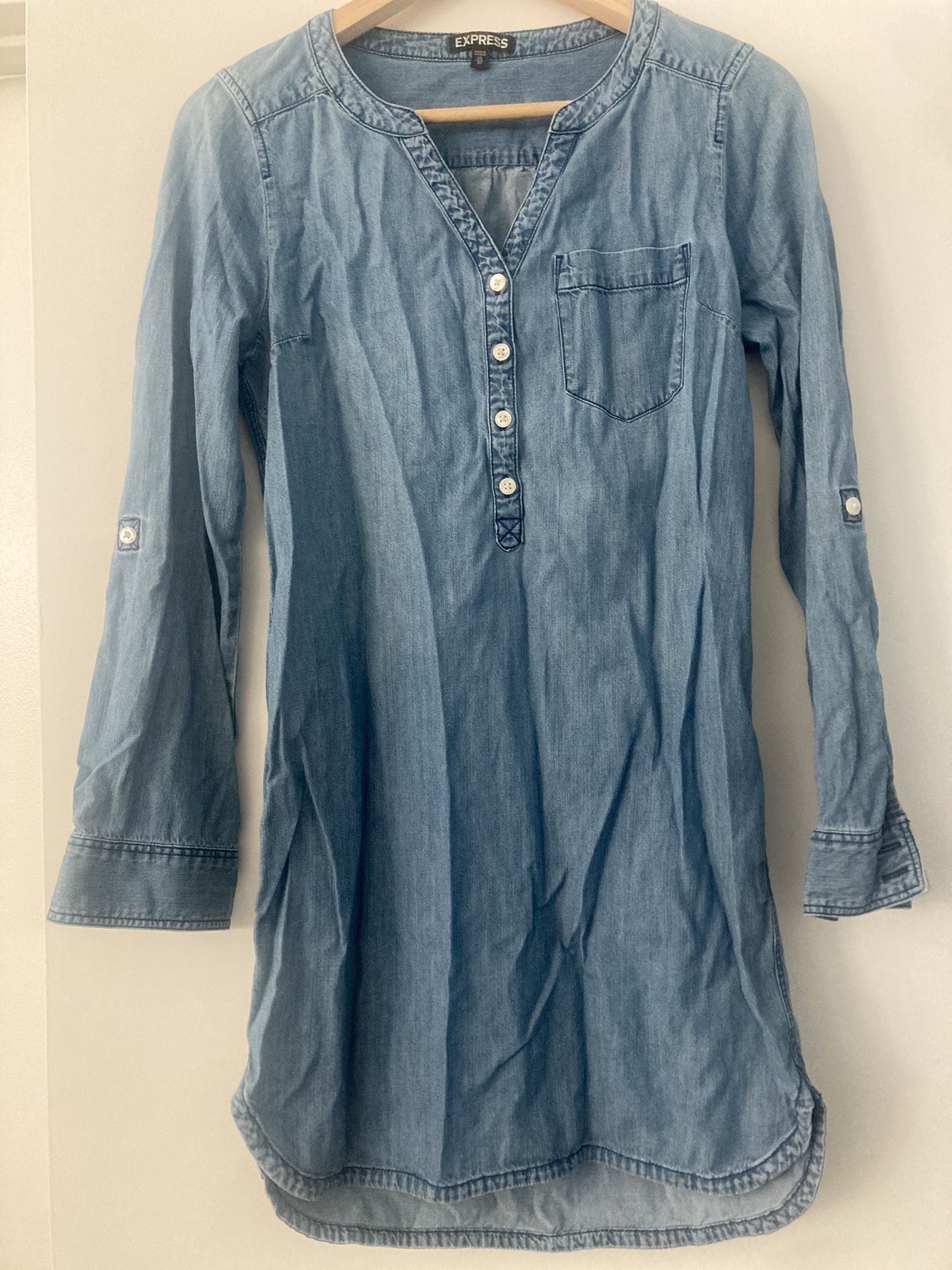 Preowned EXPRESS Chambray Denim Long Sleeve Shirt Dress - XS