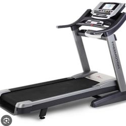 Freemotion 770 interactive Treadmill 