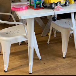 Metal Table With 2 Chairs For Kids 