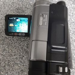 Tested Sony DCR-TRV480 With Charger & 2 Batteries
