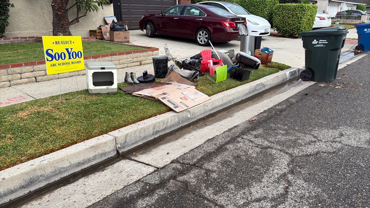 Free curbside for Sale in Artesia, CA - OfferUp