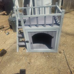 The price is firm.. very cute cat / chicken / rabbit hutch