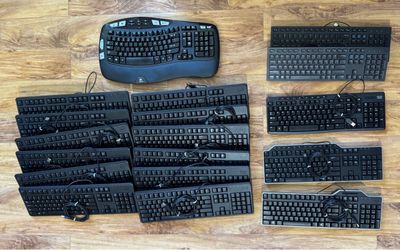 Dell and Logitech Various Keyboards Mixed LOT of 18 Wired USB Wireless Media Standard QWERTY Tested