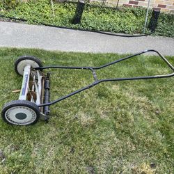 Manual Hand Push Lawn Mower