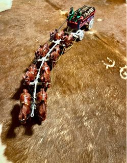 Vintage Cast Iron Budweiser Clydesdale Wagon 2 Drivers 8 Horses and 28 Barrels