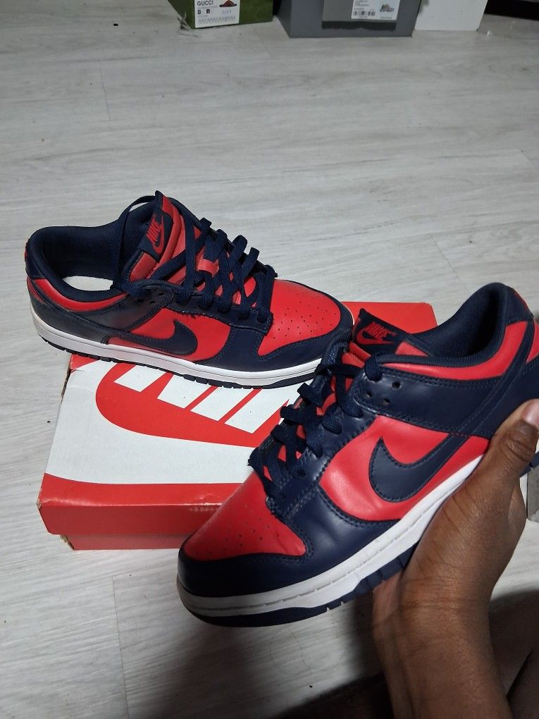 Nike Dunks Navy Blue And Red Size 8