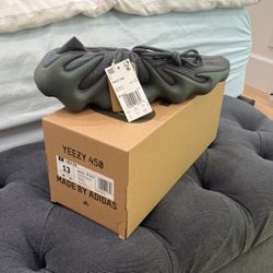 Yeezy 450 Stone Size 13
