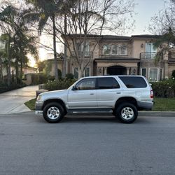 1998 Toyota 4Runner 4x4 V6 Sr5 1owner