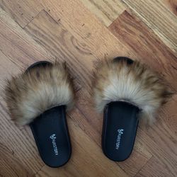 New Women Fluffy Slides For $25 Size 9