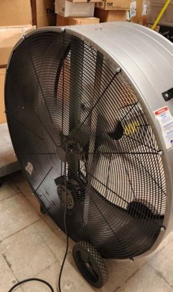 Maxx Air 48in Fan  Asking 350 OR BEST REASONABLE OFFER.