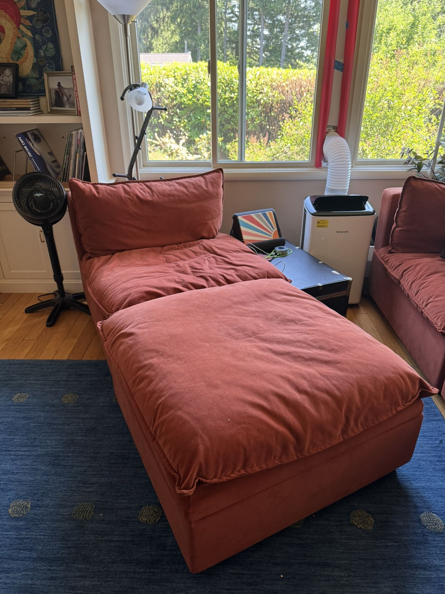 Gorgeous XL Albany Park modular Rust Orange sofa 6 pc + 2 ottomans
