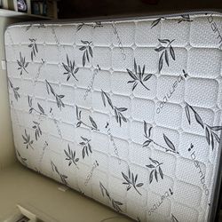 FULL MATTRESS FOR SELL