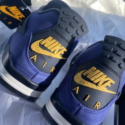 Jordan 4 LakeShow “Lakers” SZ: 10.5 & 11