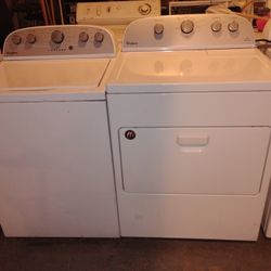 Whirlpool Washer And Gas Dryer Set 