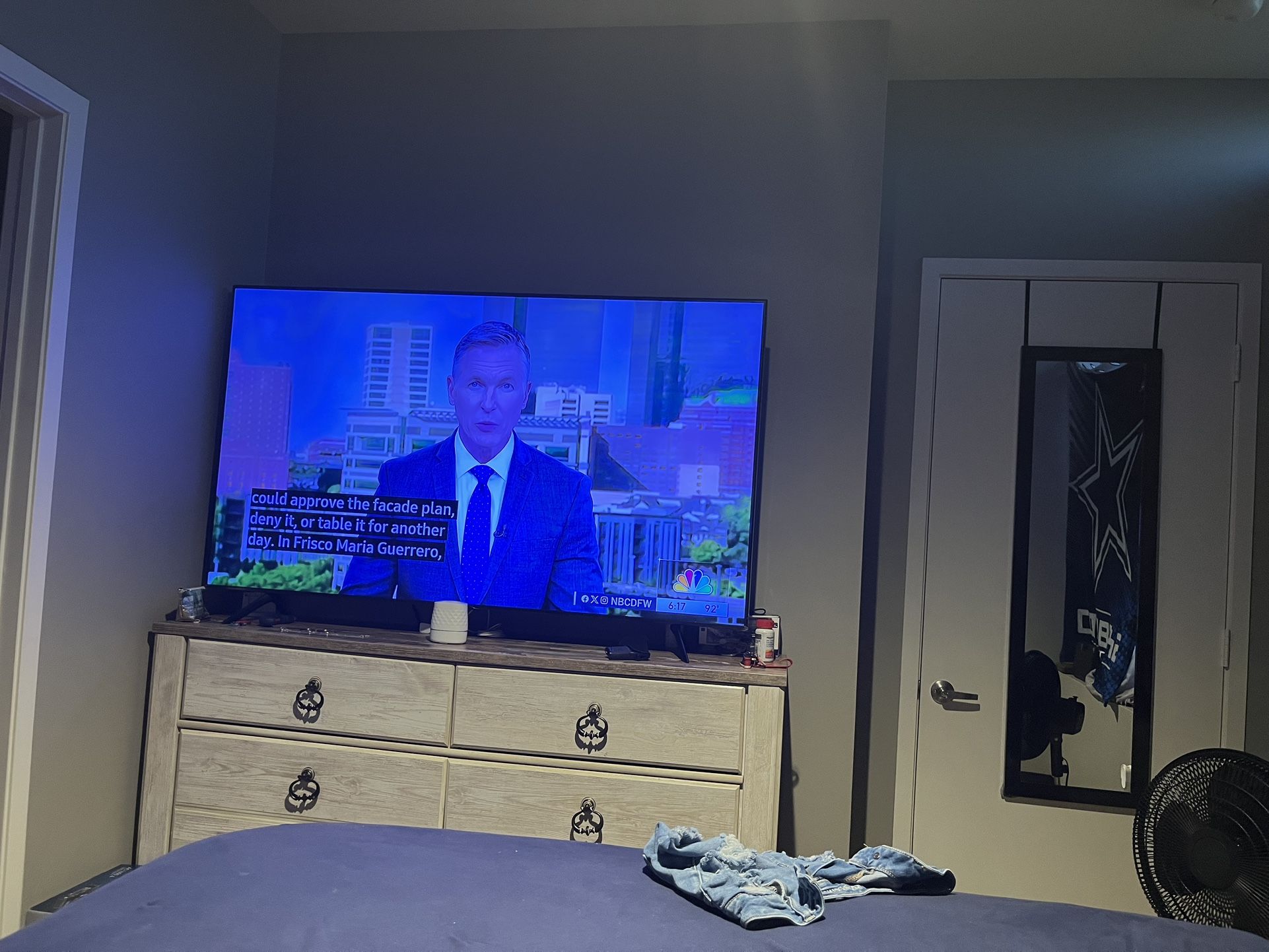 65 In Samsung And PS5 Game System And Video Games