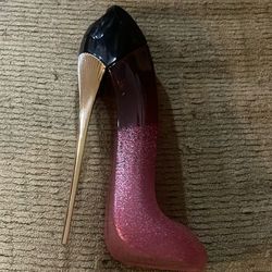 Carolina Herrera Very Good Girl Eau De Parfum