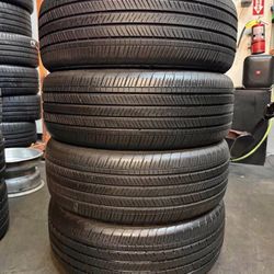 255/50/20  Goodyear vendo un set de llantas usadas excelente condiciones de vida las 4 ✅🤩I am selli