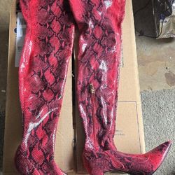 Over The Knee Boots 