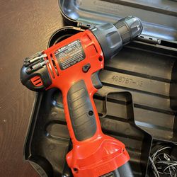 *pending Pick Up* Black And Decker Cordless Drill/driver 