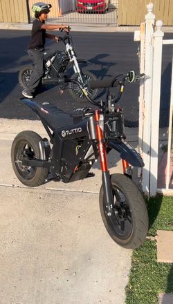 Tuttio Electric Mini Bike