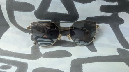 Gentle Monster Love Punch sun Glasses.
