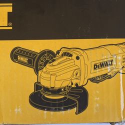 DeWalt DWE402W Grinder - 100