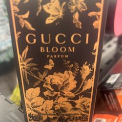 Gucci Floral Bloom Perfume 