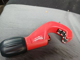 Milwaukee pipe cutter