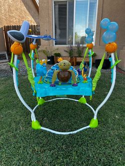 Baby bouncer