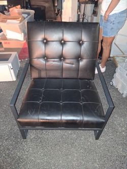 🔥 MUST GO! GORGEOUS SET OF 2 ACCENT CHAIRS! 🔥