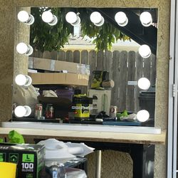 Reign Charm Vanity With Bluetooth And USB Ports