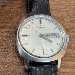Vintage Waltham DAY DATE Manual Watch (Nice!)