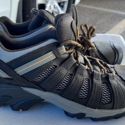 Keen Men’s Hiking Shoes Waterproof Size 11.5