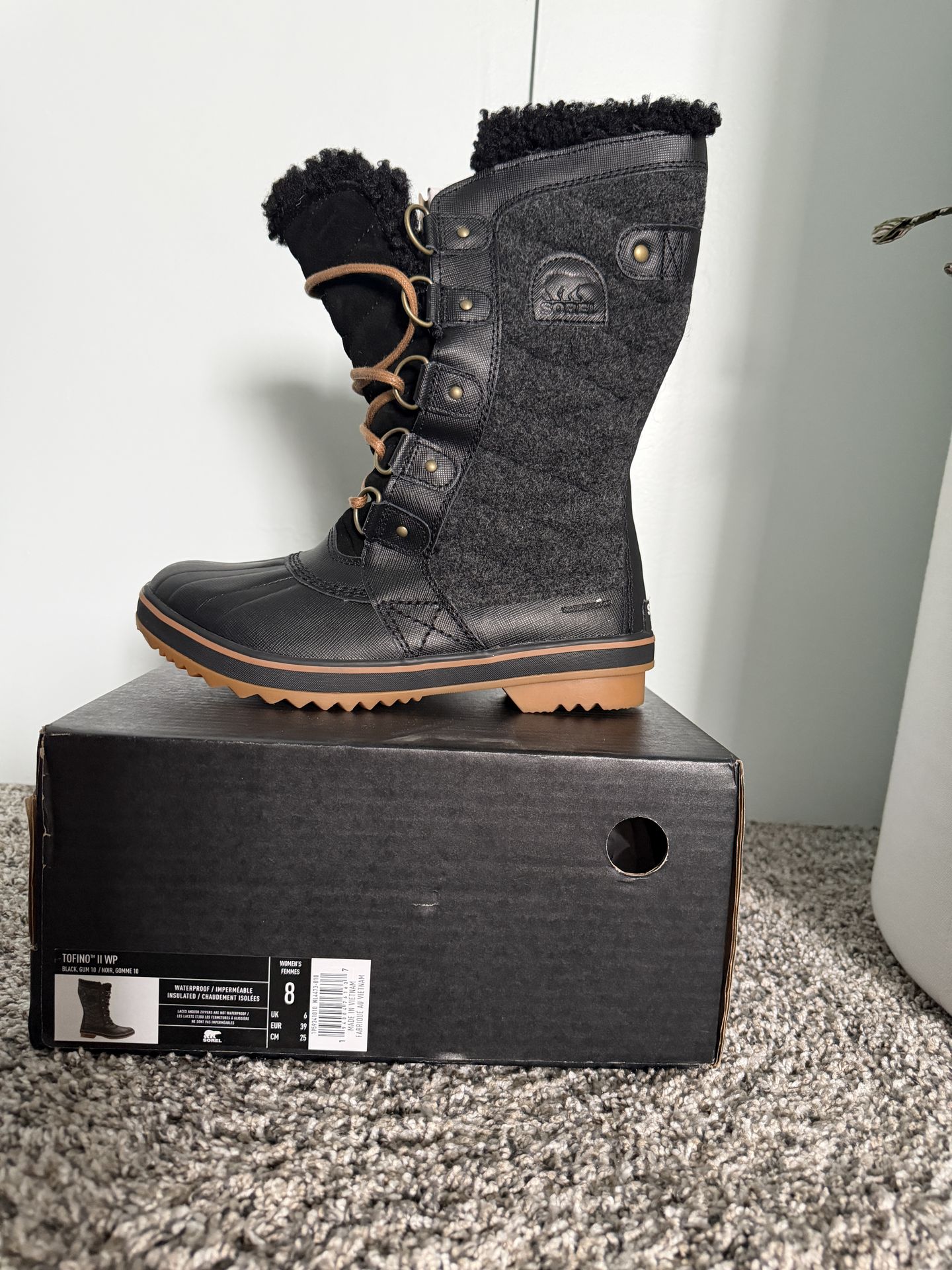 Sorel Women’s Snow Boots Size 8