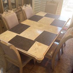 Kitchen Table Set (with 6 chairs INCLUDED)