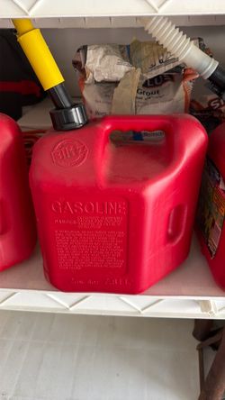 Blitz 2 gallon enviroflo fuel container