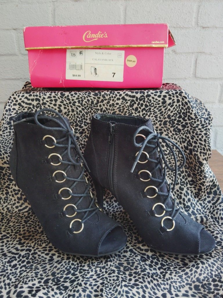 Candie's Peep Toe Booties Size 7